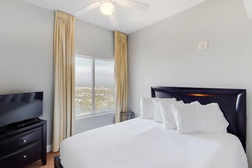 Tidewater Beach Resort 2800