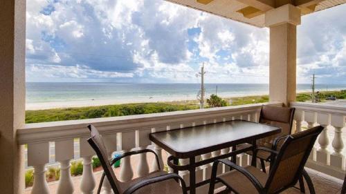 Villa Shell-a-bration - Beautiful Home With Private Pool & Hot Tub!