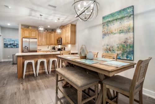 Seabreeze - New Construction - Short Walk To The Beach! Beachy Beautiful!