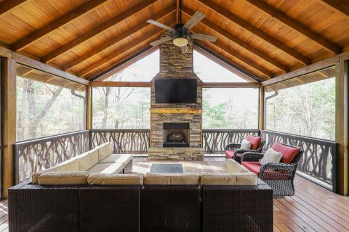 Roxy's Mountain Retreat