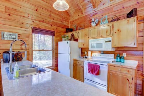 New Log Cabin Hibernation With Mountain Views