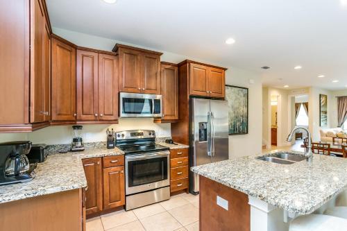 Encore Resort 8 Bedroom Vacation Home With Pool 2105