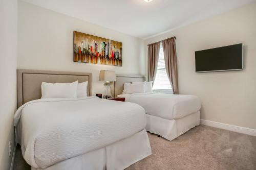 Encore Resort 8 Bedroom Vacation Home With Pool 2105