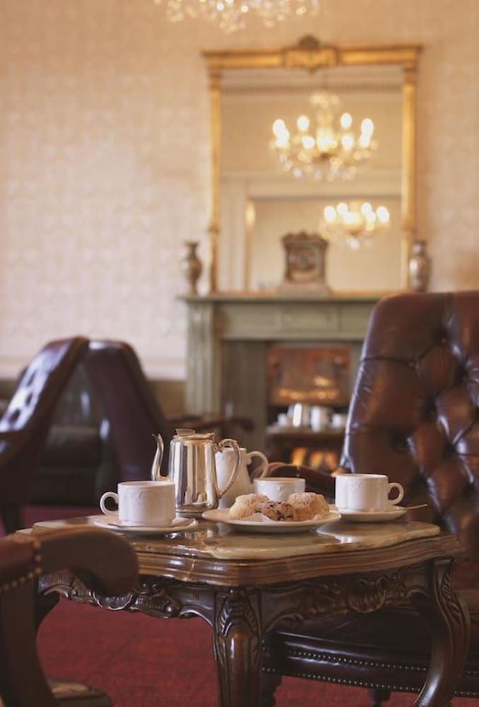 North West Castle Hotel