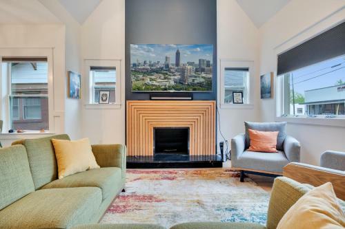 Elegant City Getaway With King Beds And Luxe Bath!