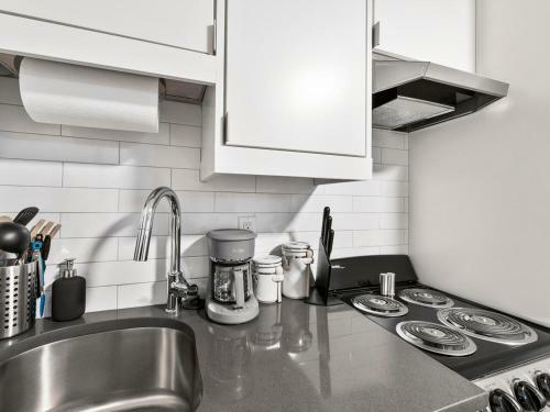 Apartamento Chic Studio With Queen Bed, City Walkable!