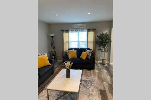 Apartamento Sweet Space Dipped In Honey ~ Atlantic Station!