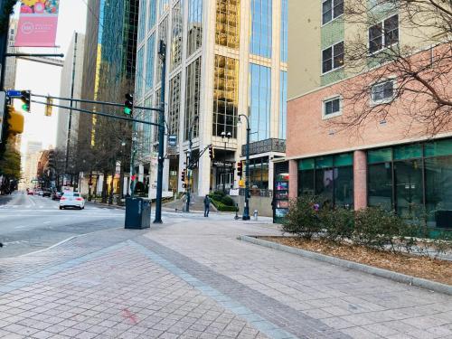 Modern Cozy Atlanta Downtown Condo L Sleeps 4