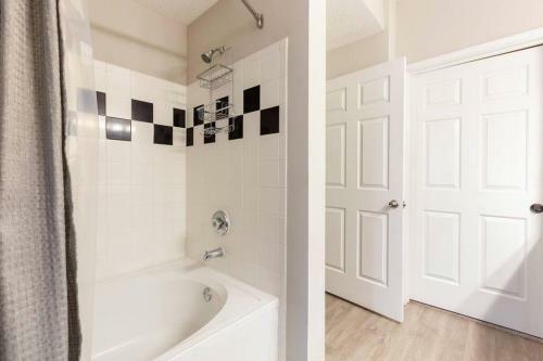 Apartamento King Bed Lux 1 Bedroom Selfcheckin Prime Location