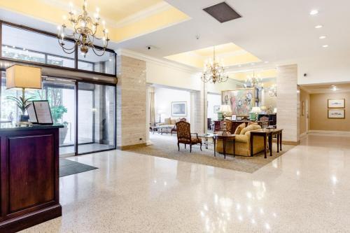 Rare 2bed 2bath Condo In Downtown Atlanta Sleeps 6