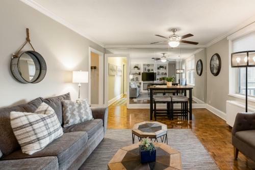 Rare 2bed 2bath Condo In Downtown Atlanta Sleeps 6