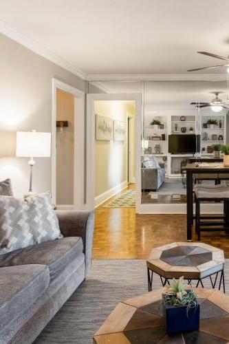 Rare 2bed 2bath Condo In Downtown Atlanta Sleeps 6