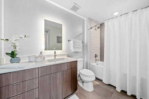 Apartamento Contemporary And Centrally Located In **buckhead**