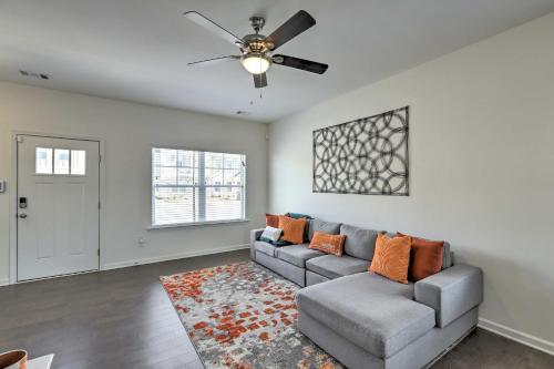 Atlanta Townhome With Patio, Grill And Fireplace