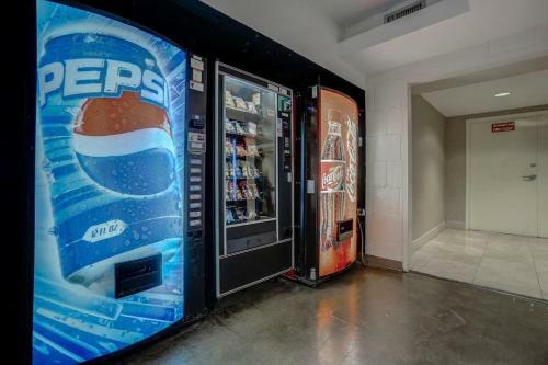 Put Your Feet Up 1bed 1 Bath Condo Downtown Atl