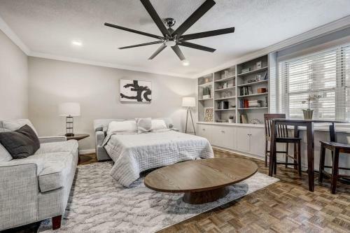 Put Your Feet Up 1bed 1 Bath Condo Downtown Atl