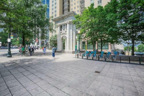 Put Your Feet Up 1bed 1 Bath Condo Downtown Atl