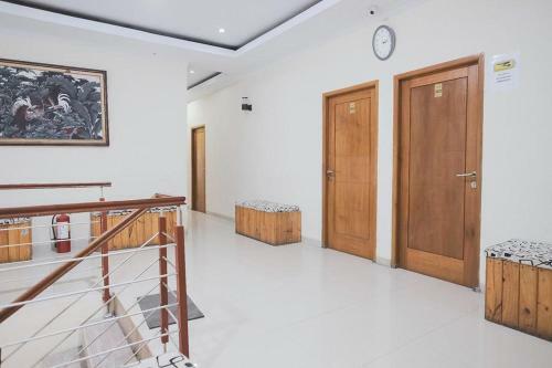 Hotel Lagoon Residence Near Kebun Raya