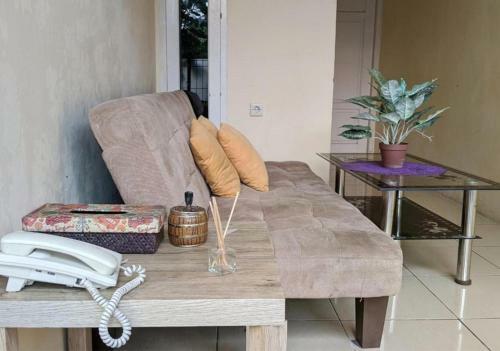Hostal Room In Bb - Charming Deluxe Room With AC And Wifi