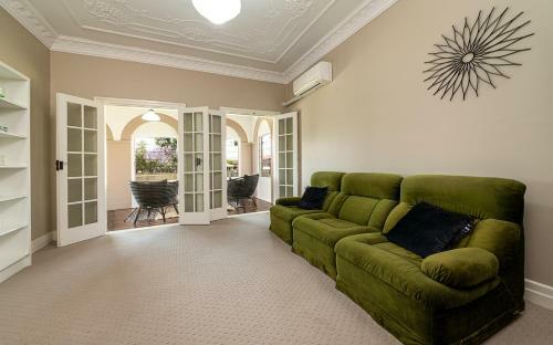 Your Own Art Deco Home With A View In Warwick
