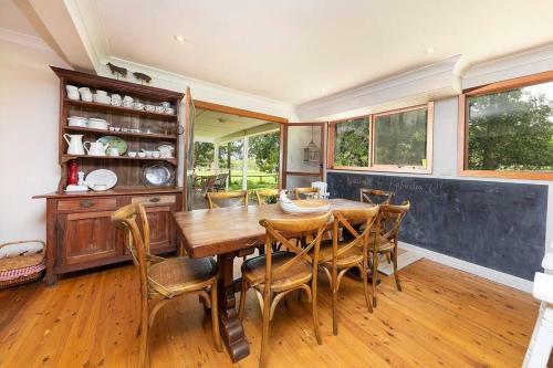 Katandra Homestead: Old World Charm On Wallis Lake