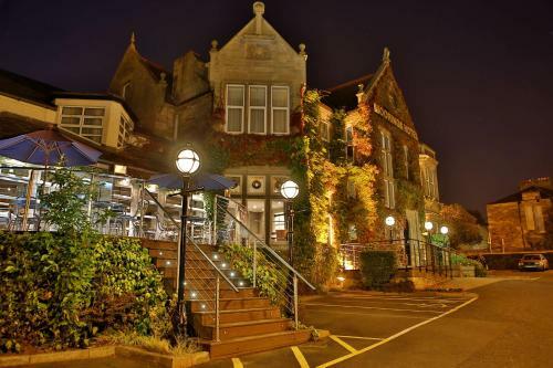 Moorings Hotel