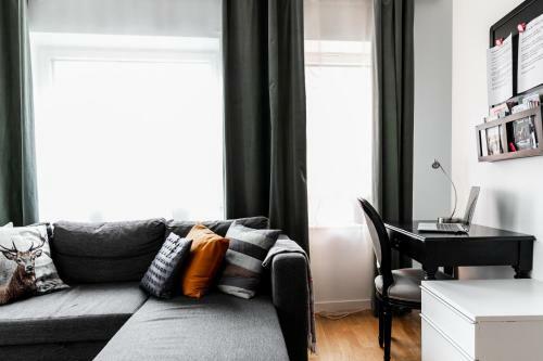 New Apartment By Beach