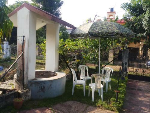 Hostal We Have Wonderful Villa At Shantiniketan.