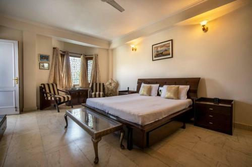 Starry Meadows, Luxurious 3bhk With Mountain View