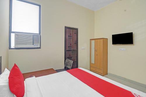 Oyo 84402 Star Hotel