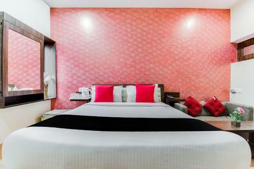 Capital O 7418 Hotel Vijay Delux