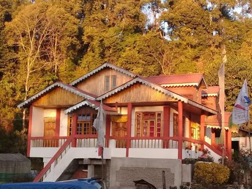 Sherpa Homestay Chota Mangwa