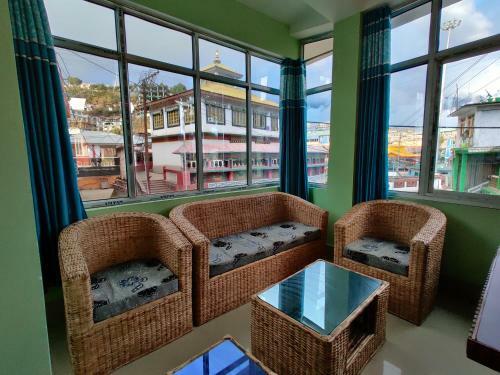 Hotel Tawang Centre Point