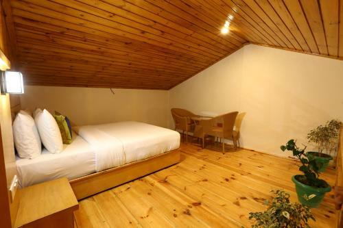 Hotel The Byke Nature Vilas Pure Veg