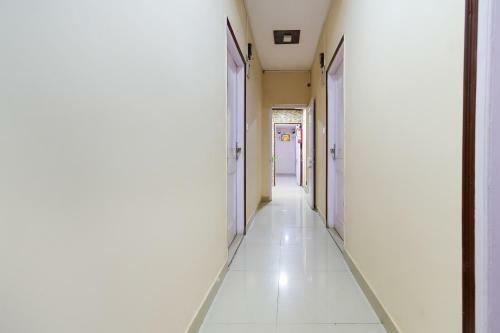 Hostal Oyo 78241 Sam Villa Studio