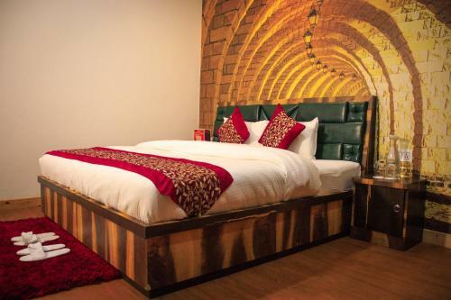 Bed & Breakfast Sleeping Buddha View