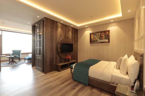 Hotel Welcomheritage Elysium Resort & Spa