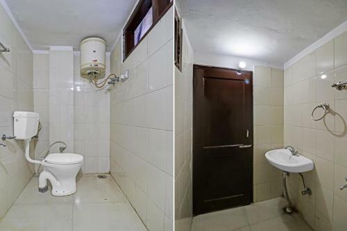 Hotel Capital O 86080 Akiyam Homes
