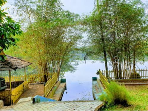 Villa Sparrow Vale Resorts