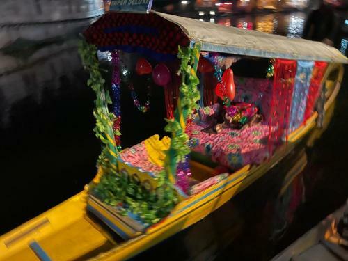 Bed & Breakfast Retreet Group Of Houseboats