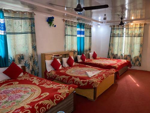 Hotel Young Mamta