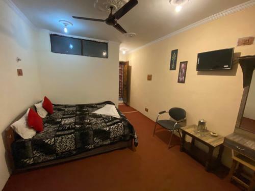 Hotel Young Mamta