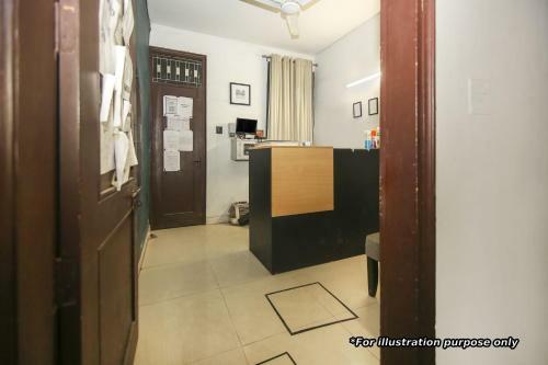Hostal Oyo Home 79053 Elegant Kings Park Residency