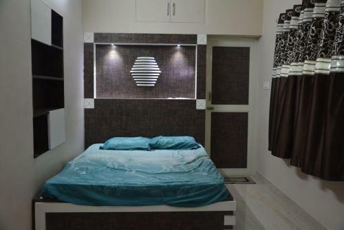 Villa Service Apartment