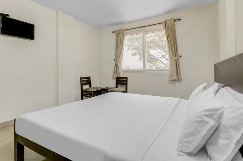 Hotel Oyo 87104 Kalapurackal Residency