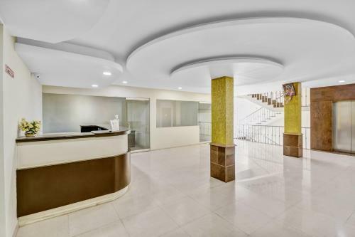 Hotel Oyo 87104 Kalapurackal Residency