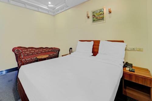 Collection O 83580 Hotel Royal