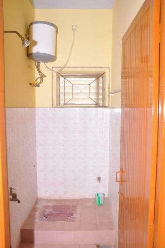 Srinivasa Service Apartments