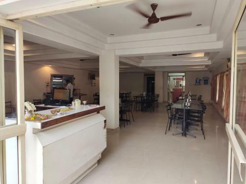 Hotel Geetha International