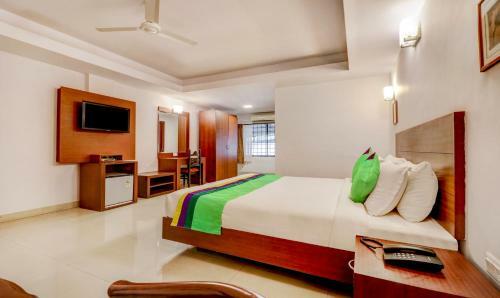 Treebo Trend Central Hotel